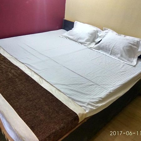 Kanpur Villa Екстериор снимка